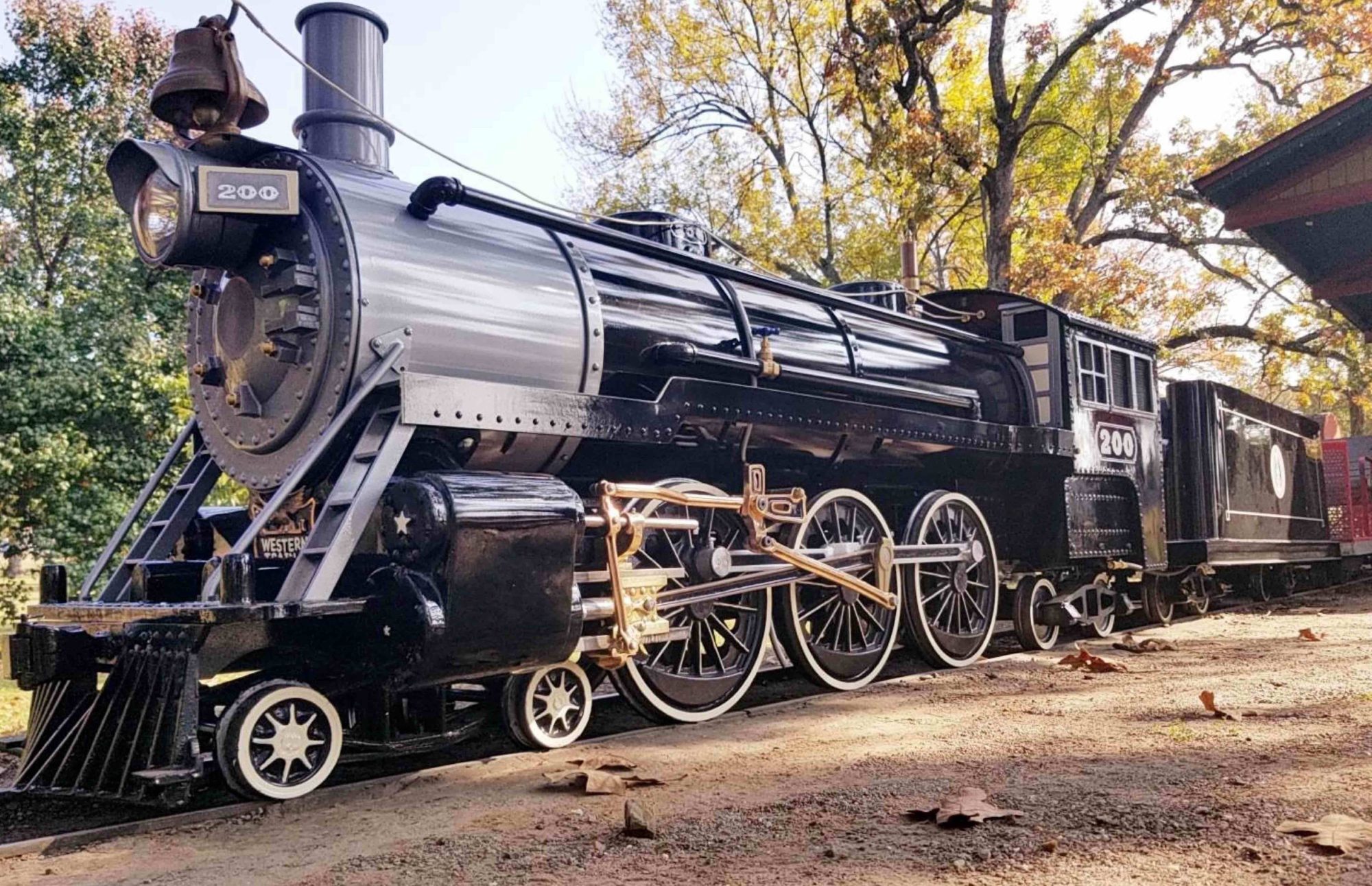 Northern Railroad arrives