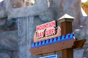 12 Mountain Bay Cliffs 1 Cliff Jumping comes to Canada’s Wonderland