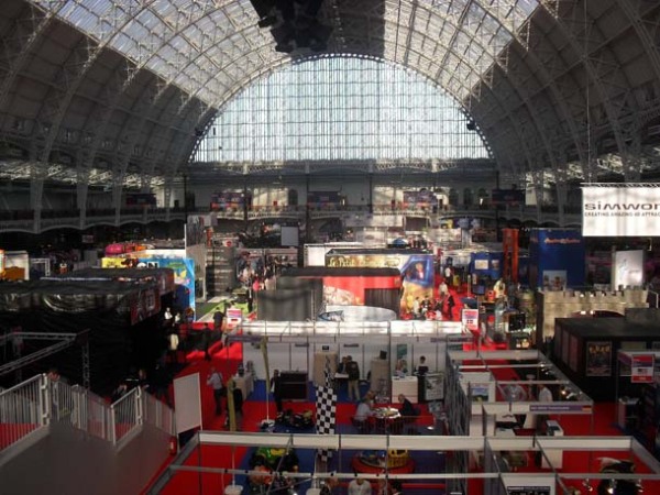 2088.photo .4 EAS 2011 – sun shines on London