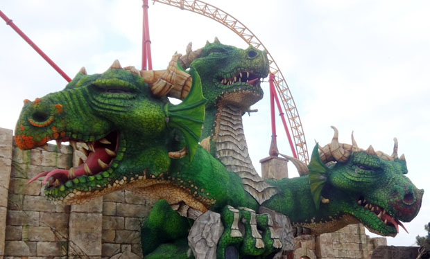 Dragon_three_heads_Udo_Foto_9.1.2013