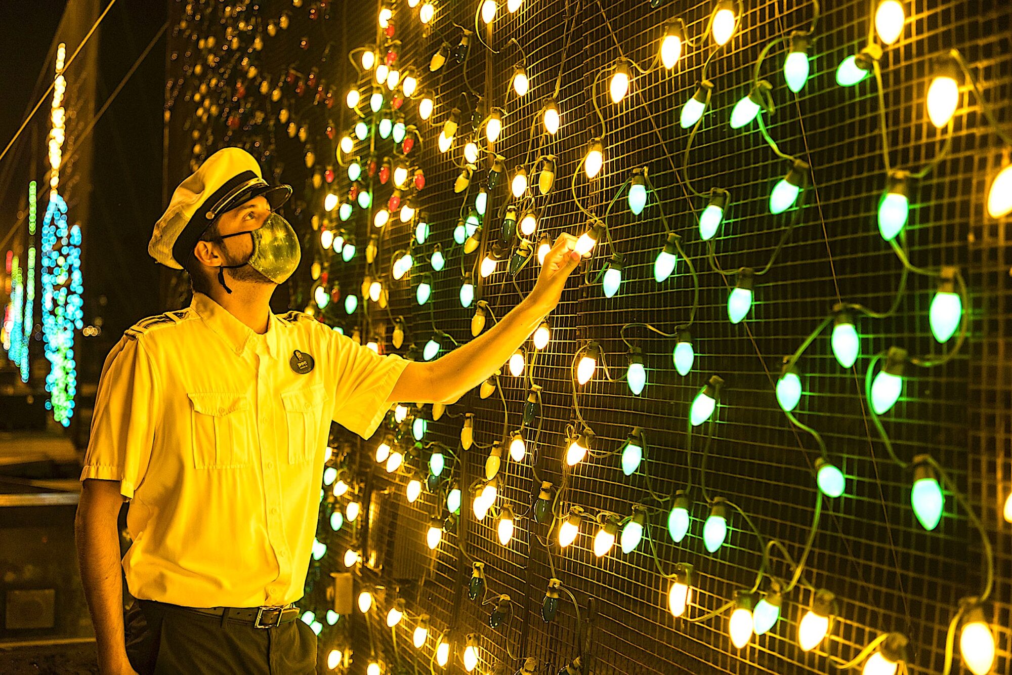 Electrical Water Pageant Returning soon to Walt Disney World Resort