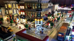 8 Brick City 1 Brick City lights unveils the largest known fully LED lit Lego Brick City