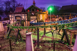 Last track section for MM 2 Full track now in place for Efteling’s new family roller coaster: Max & Moritz