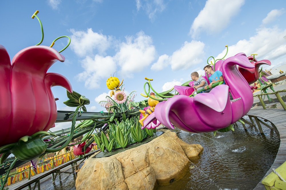 Majaland Kownaty makes a buzz 3 Copy Majaland Kownaty makes a buzz