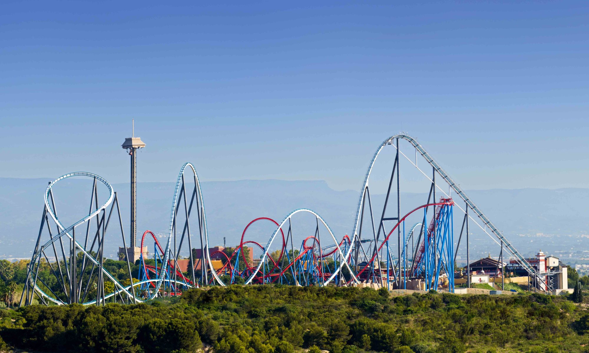 500 PortAventura workers demonstrate outside theme park