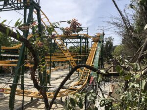 Six Flags 3 1 Zamperla spinning coasters thrill on both sides of the Atlantic