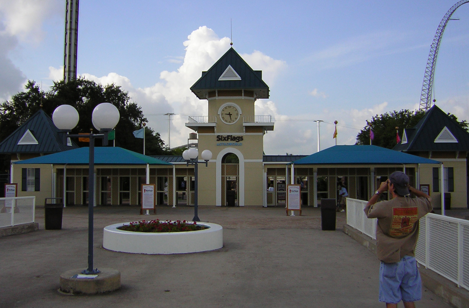 Groups are eyeing Houston for a potential theme park