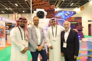 Themed entertainment powerhouse partnership for Mint Creative and RAZ Holdings Themed entertainment powerhouse partnership for Mint Creative and RAZ Holdings