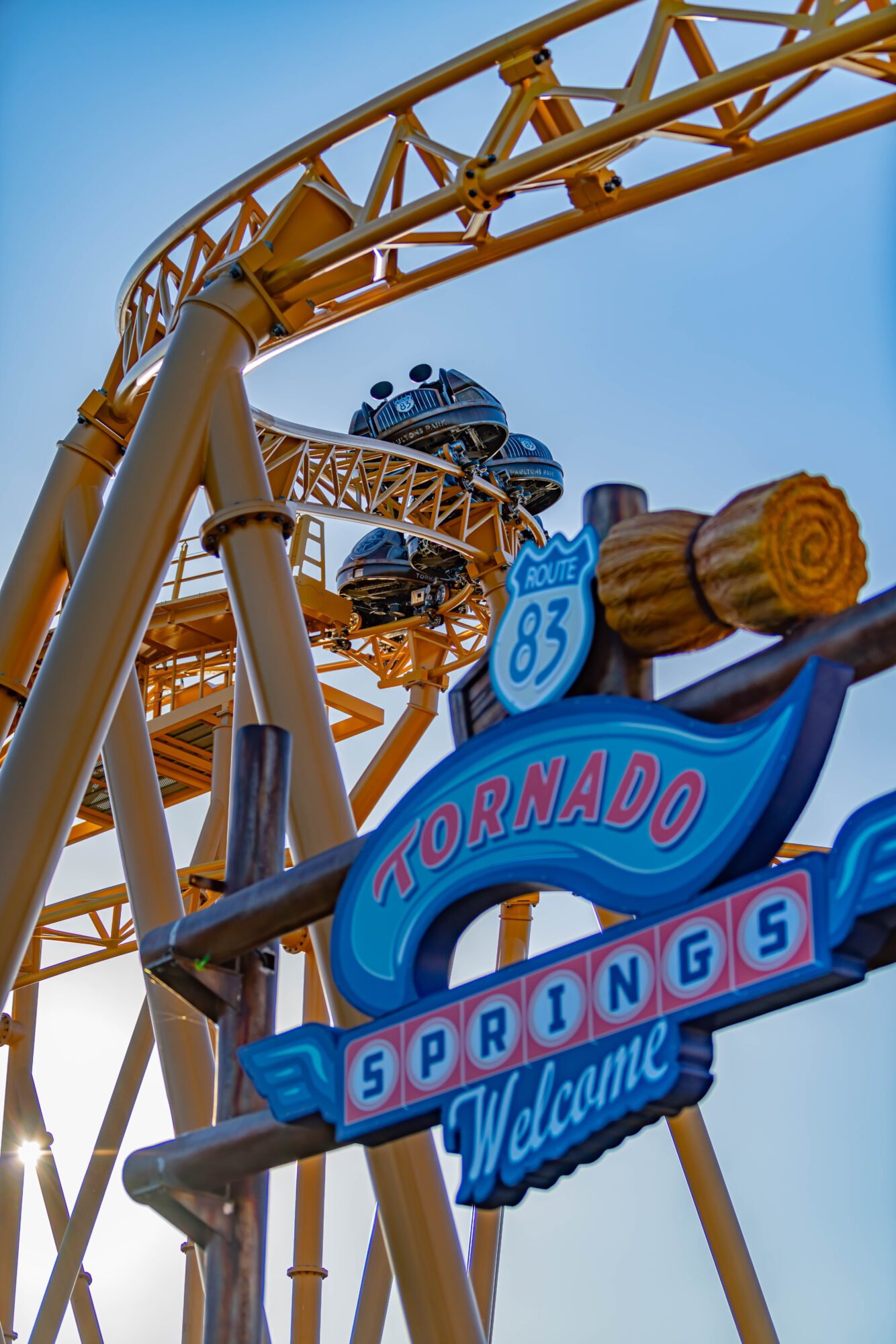 MK Themed Attractions delivers themed props for Tornado Springs at Paultons Park