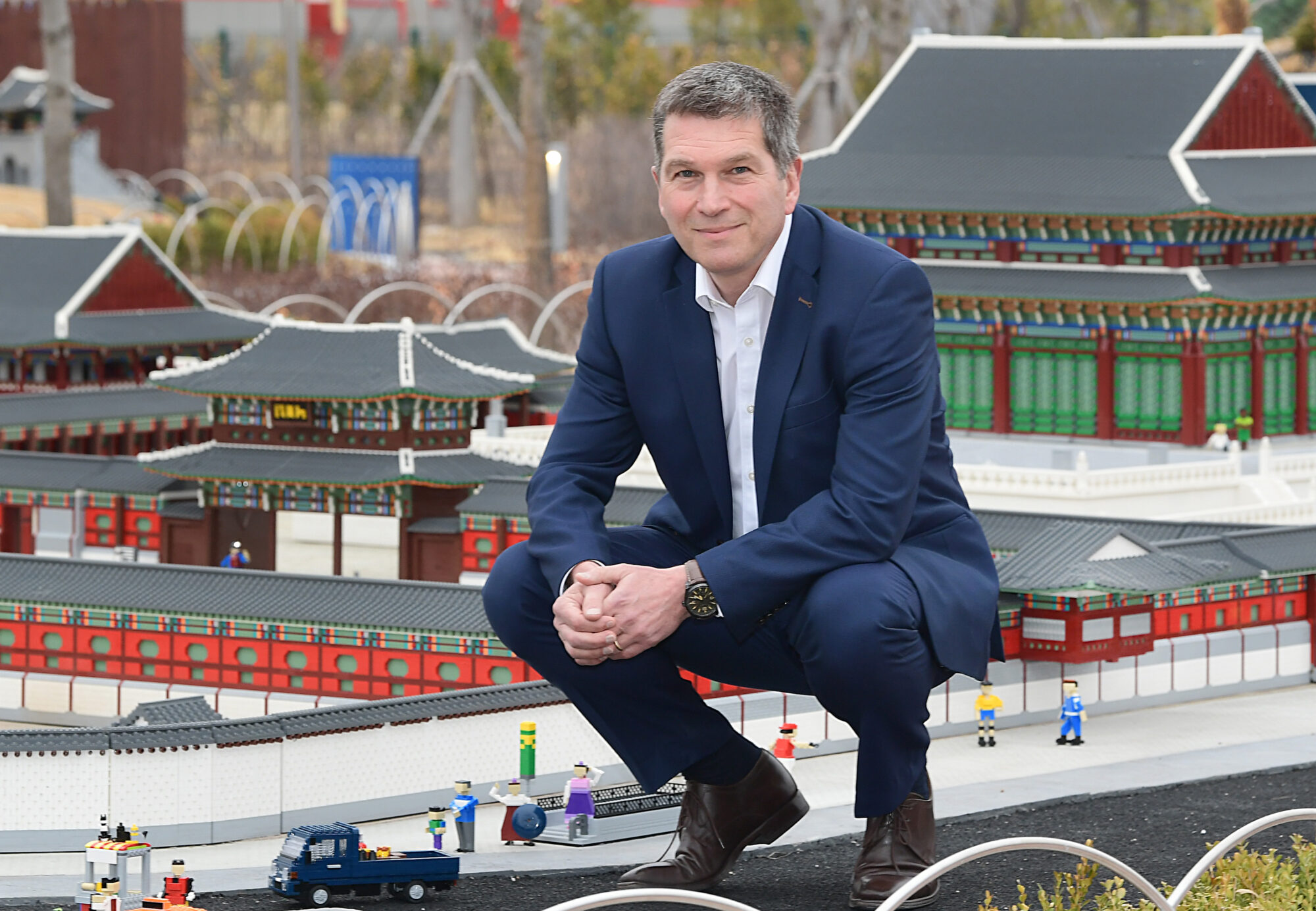 Merlin Entertainments CEO announces retirement