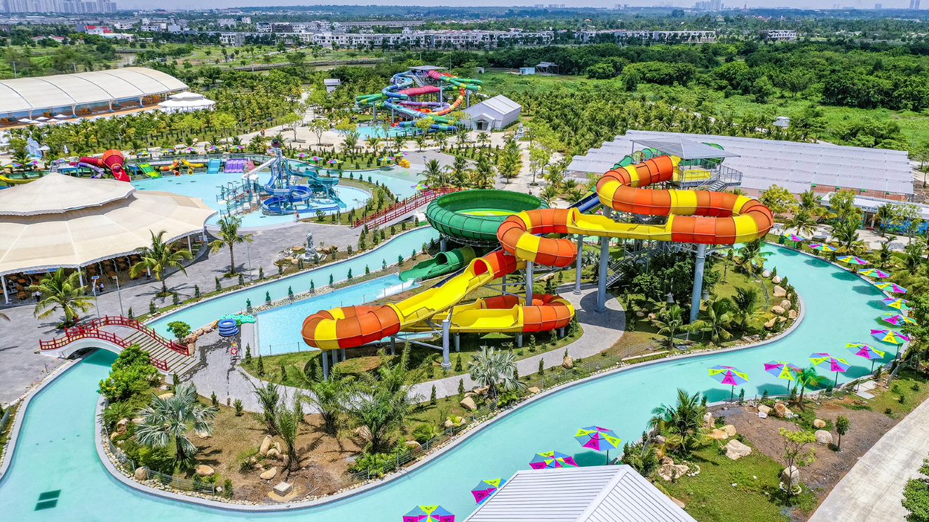 ProSlide celebrates record number of water rides opening in 2022